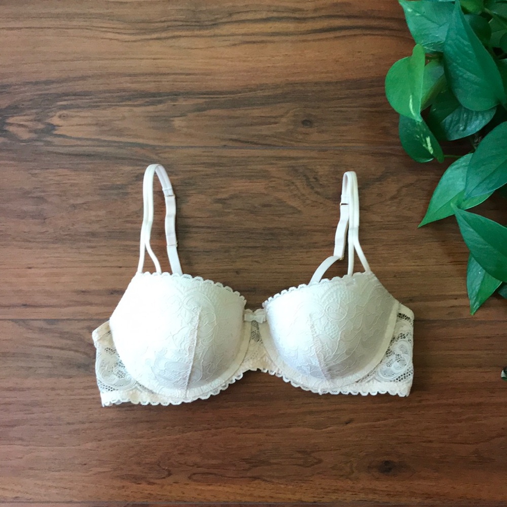 Gilligan & O’Malley balconette push-up bra